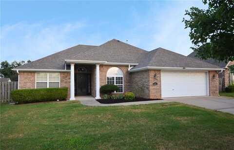 2303 N Cornwall AVE, Fayetteville, AR 72704