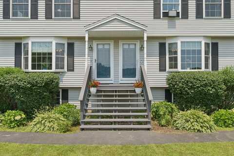 19 Straw Road, Gorham, ME 04038