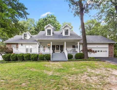 114 Suttle DR, Springdale, AR 72764