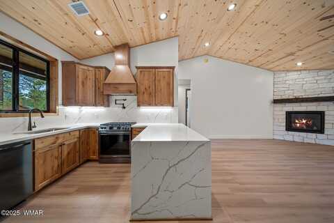 3360 W Mariposa Lane, Show Low, AZ 85901