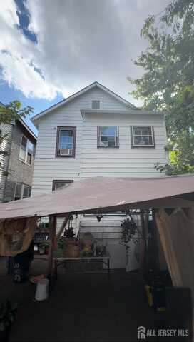 385 Sandford Street, New Brunswick, NJ 08901