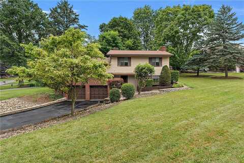 900 Tottenham Drive, Coraopolis, PA 15108