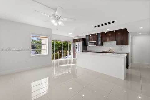9370 W Flagler St, Miami, FL 33174