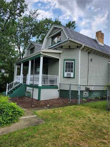 318 Mueller Ave, Crafton, PA 15205