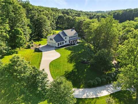 144 Hammond Rd, Adamstown, PA 16046