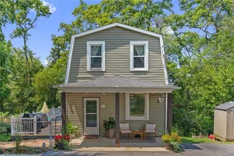 41 Herbst Rd, Kennedy, PA 15108