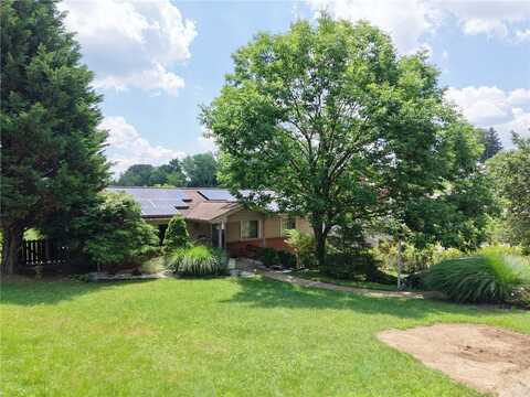 5215 Caste Dr, Whitehall, PA 15236