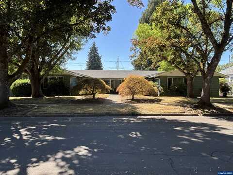 363 (-369) 18th St SE, Salem, OR 97301