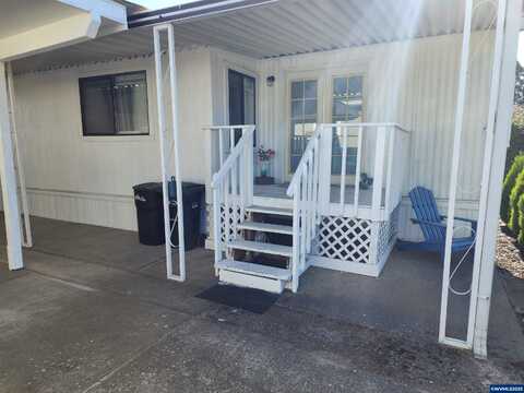 4228 Lemon St NE, Salem, OR 97305