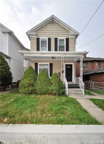 559 Glenwood Ave, Ambridge, PA 15003