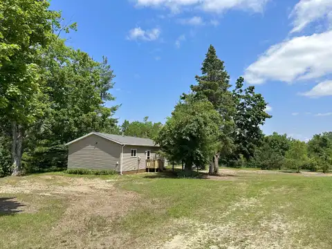 2734 Olson Road, Cheboygan, MI 49721