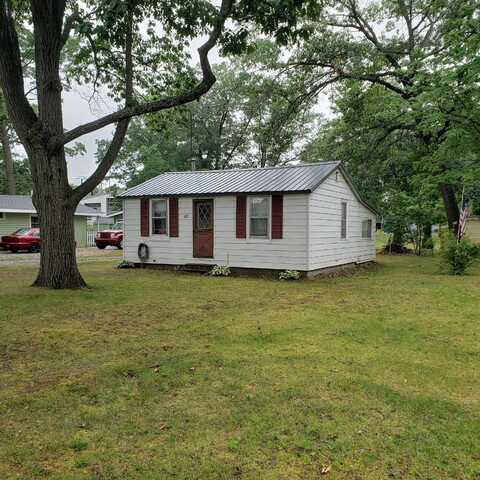 107 Sheridan Drive, Prudenville, MI 48651