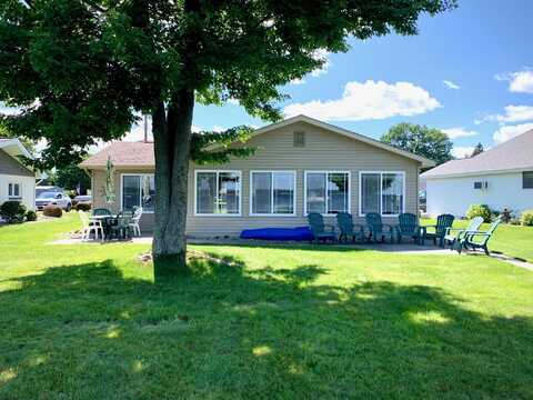 114 Canal Drive, Prudenville, MI 48651