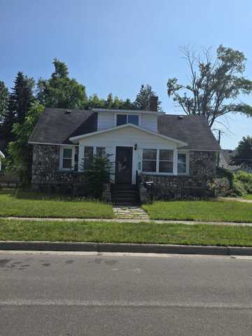 232 E Campbell Street, Alpena, MI 49707