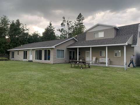 6272 Black Bass Bay, Presque Isle, MI 49777