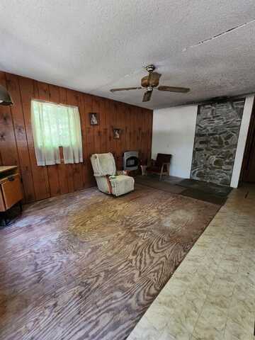 7505 Riverside Dr, Saint Helen, MI 48656