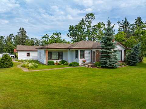 206 Hayes Road, Gaylord, MI 49735