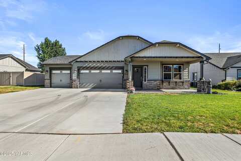 6109 Cottonwood Lp, Yakima, WA 98903
