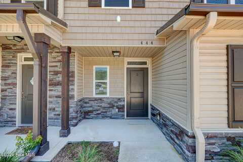 444 Sullivan Loop Road, Midway Park, NC 28544