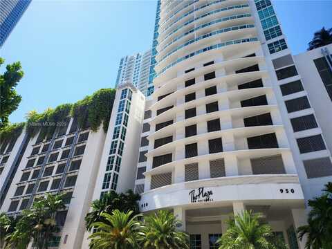 950 Brickell Bay Dr, Miami, FL 33131