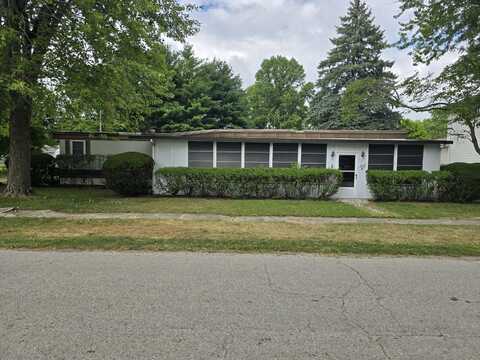 303 E Torrence Street, Belle Center, OH 43310
