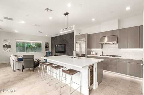 6804 E LYRA Drive, Scottsdale, AZ 85257