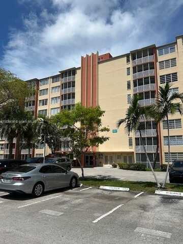 1780 NE 191st St, Miami, FL 33179