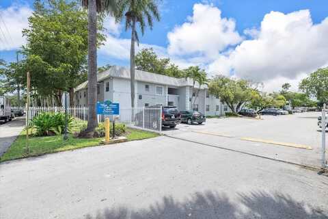 17255 SW 95th Ave, Palmetto Bay, FL 33157