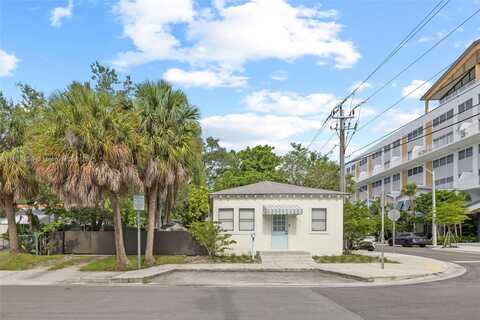 3452 Margaret St, Miami, FL 33133