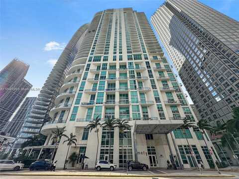 300 S Biscayne Blvd, Miami, FL 33131