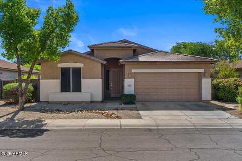 381 N BELL Place, Chandler, AZ 85225