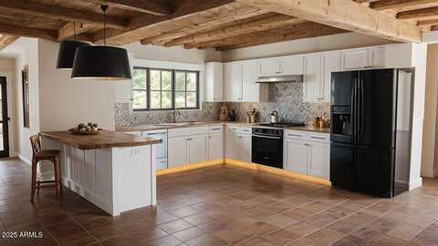 39247 N PRINCE Avenue, San Tan Valley, AZ 85140