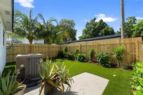 2440 SW 3rd St, Miami, FL 33135