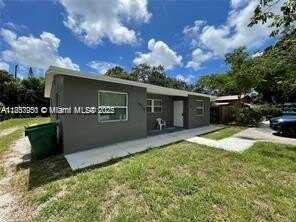 4910 SW 28th Ter, Dania Beach, FL 33312