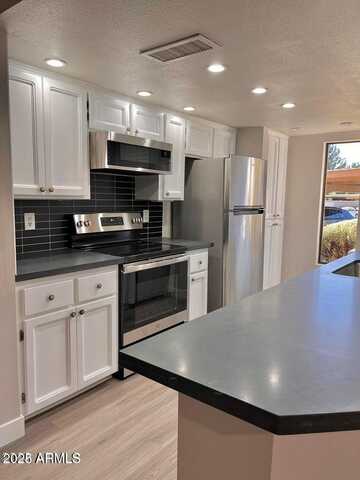 7950 E STARLIGHT Way, Scottsdale, AZ 85250
