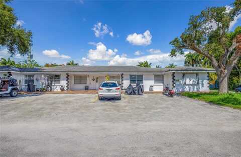 213 SE Park St, Dania Beach, FL 33004