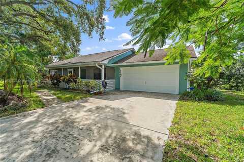 2044 NE 24th St, Jensen Beach, FL 34957