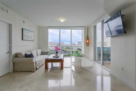 18201 Collins Ave, Sunny Isles Beach, FL 33160