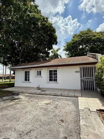 5351 SW 140 Ct, Kendall, FL 33175