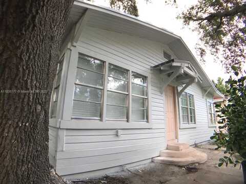 97 NW 27th St, Miami, FL 33127