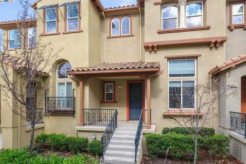 6182 Yardley Ln, San Ramon, CA 94582