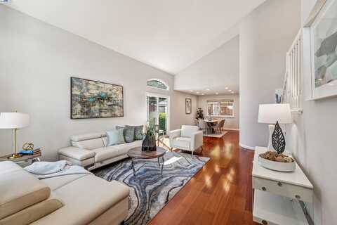 6321 Camino Del Lago, Pleasanton, CA 94566