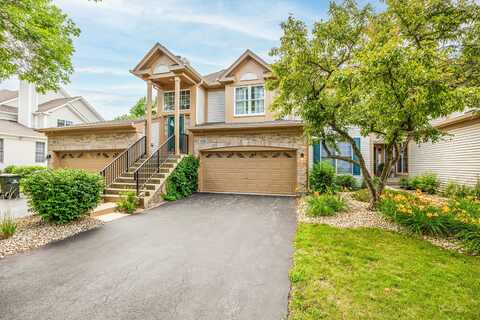 1530 Orchard Circle, Naperville, IL 60565