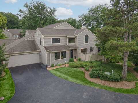 285 N. Bay Court, Lake Barrington, IL 60010