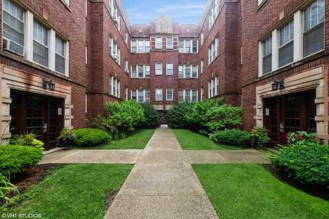 242 S. Maple Avenue, Oak Park, IL 60302