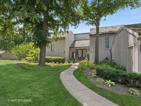 97 Thornhill Lane, Lake Barrington, IL 60010