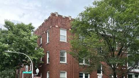 1122 W. WELLINGTON Avenue, Chicago, IL 60657
