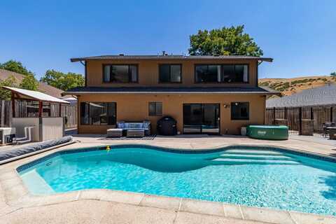 877 Rose Drive, Benicia, CA 94510