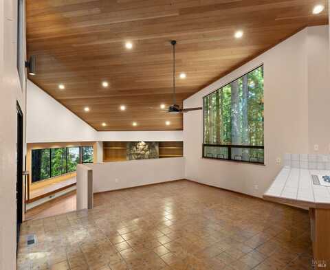 365 Deerfield Road, The Sea Ranch, CA 95497