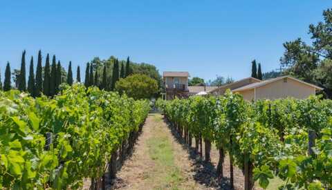 21150 Railroad Avenue, Geyserville, CA 95441